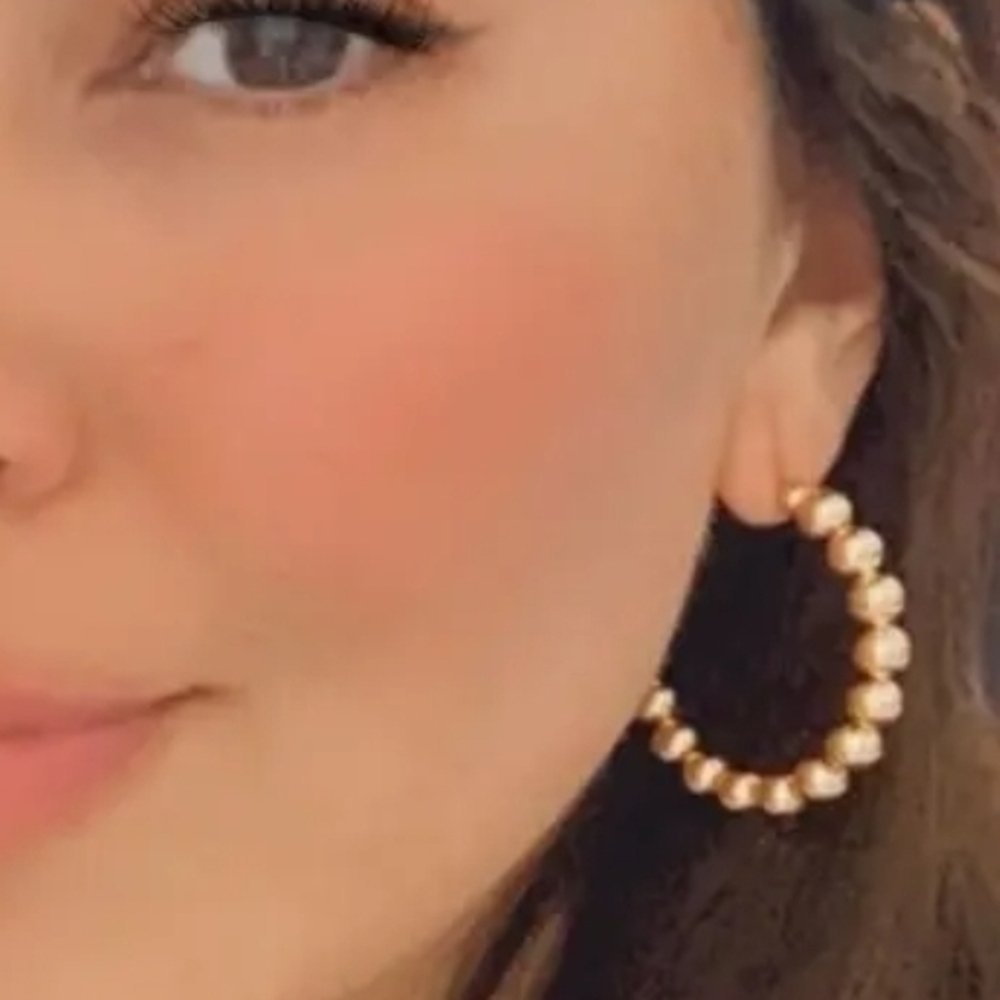 Elegant Gold Beaded Hoop Earrings - Picture 3 of 6